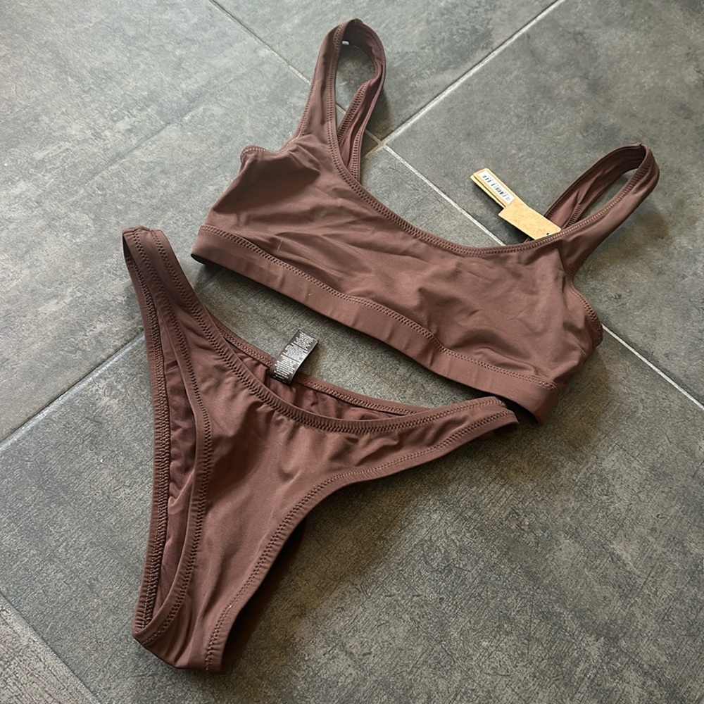Skims Bikini